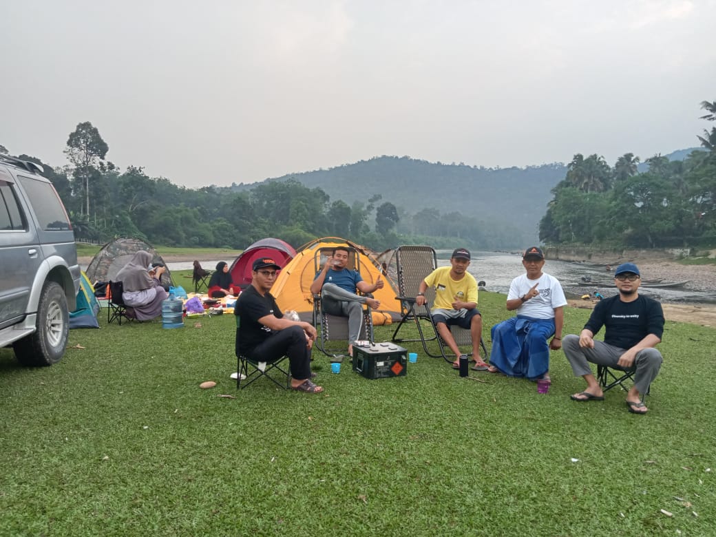 Camping Family Pulau Tonga